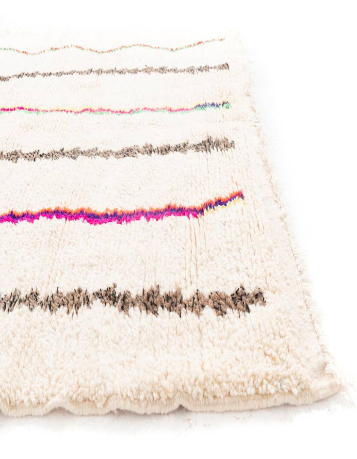 Detail image of 5' 2 x 6' 10  Hand Knotted Moroccan Wool Rug