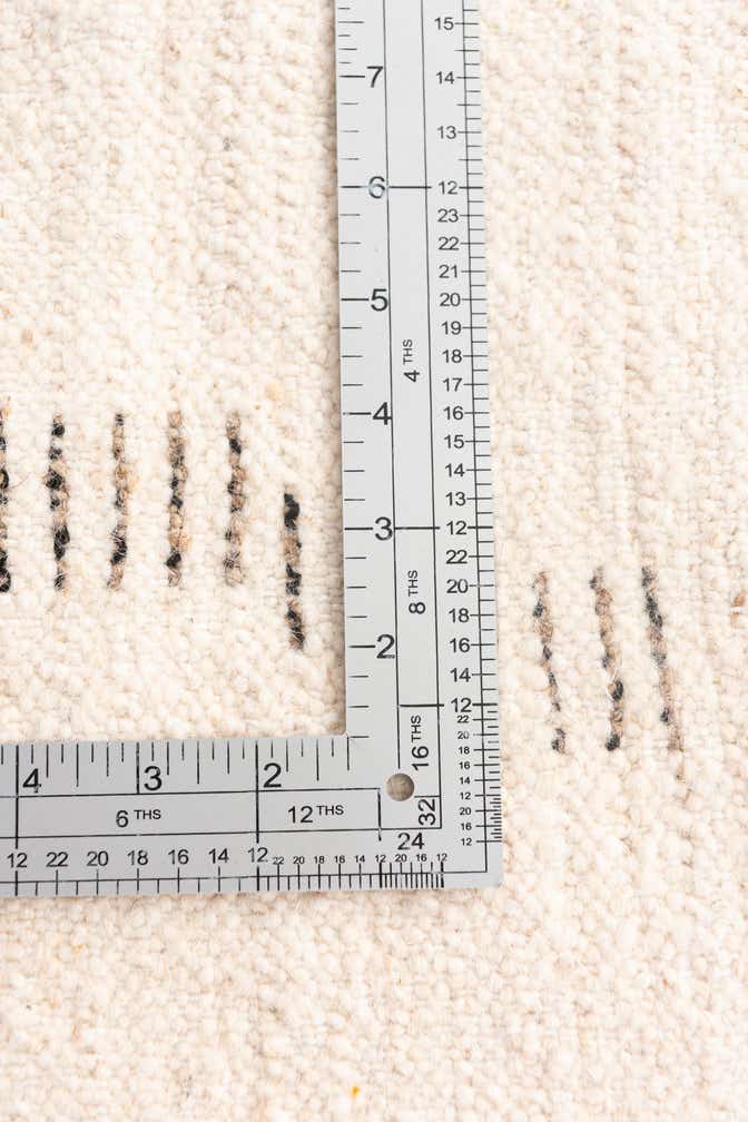 5' 2 x 6' 10 Hand Knotted Moroccan Wool Rug