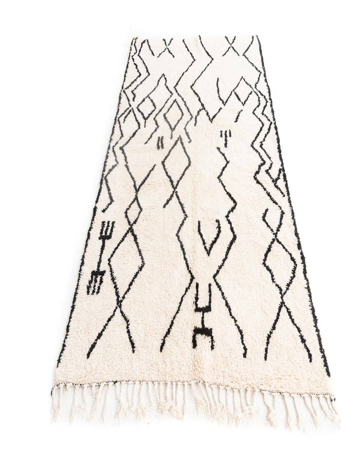 Detail image of 4' 10 x 7' 9  Hand Knotted Moroccan Wool Rug