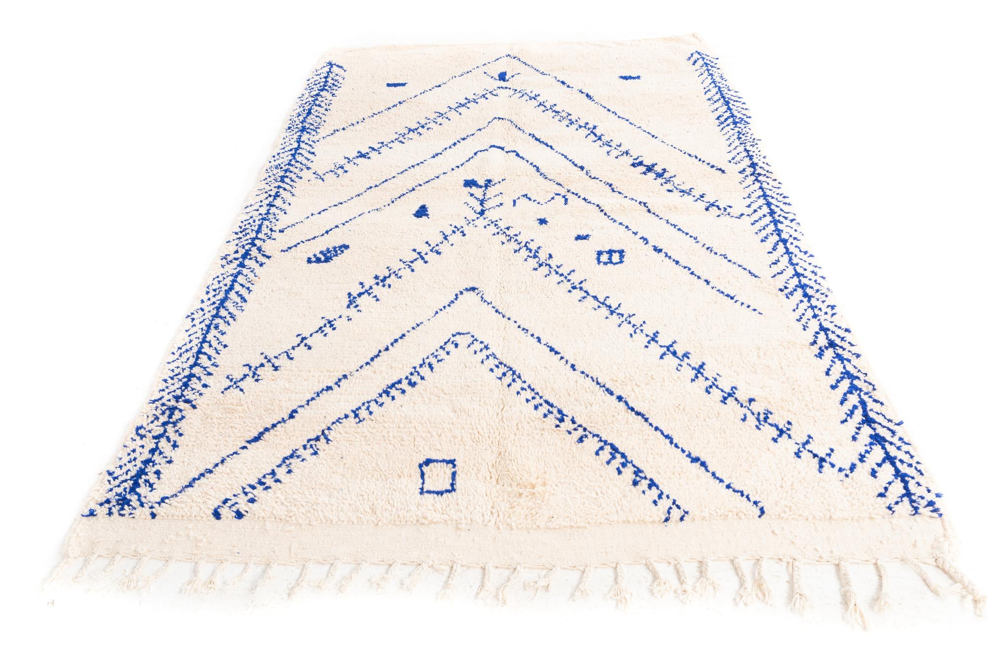 5' 5 x 8' Hand Knotted Moroccan Wool Rug