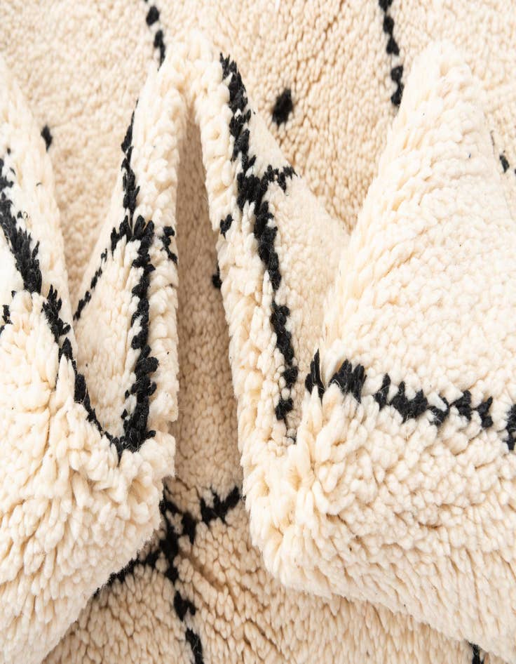 Detail image of 5' 4 x 8' 3  Hand Knotted Moroccan Wool Rug