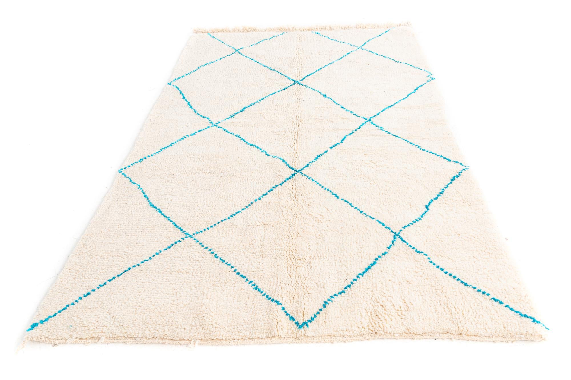 5' x 8' 2 Hand Knotted Moroccan Wool Rug