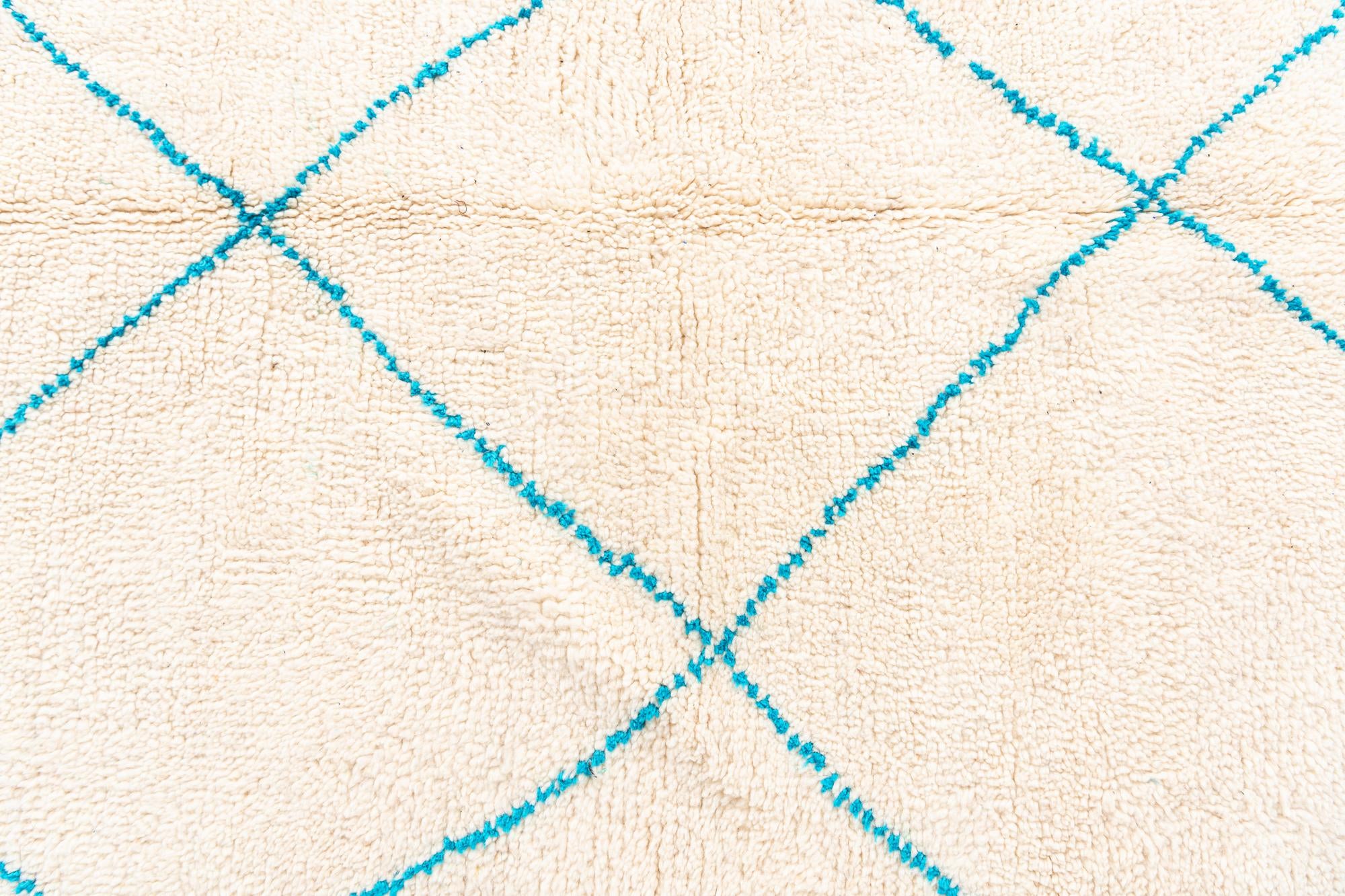 5' x 8' 2 Hand Knotted Moroccan Wool Rug