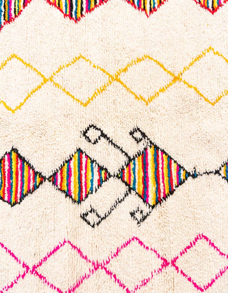 Detail image of 5' 2 x 6' 3  Hand Knotted Moroccan Wool Rug