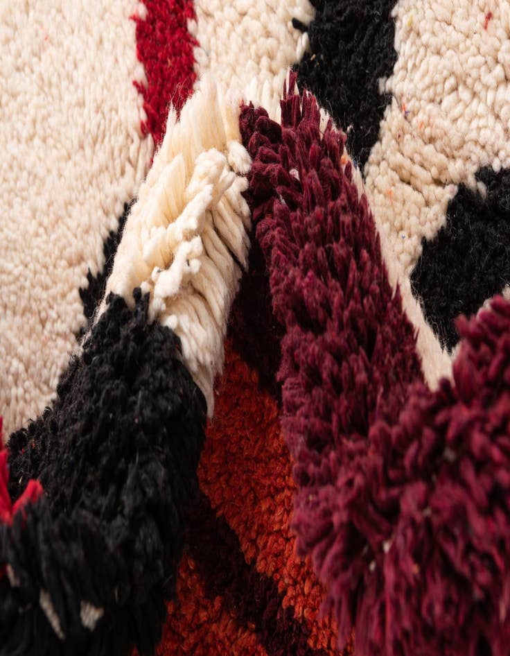 Detail image of 5' 6 x 7' 7  Hand Knotted Moroccan Wool Rug