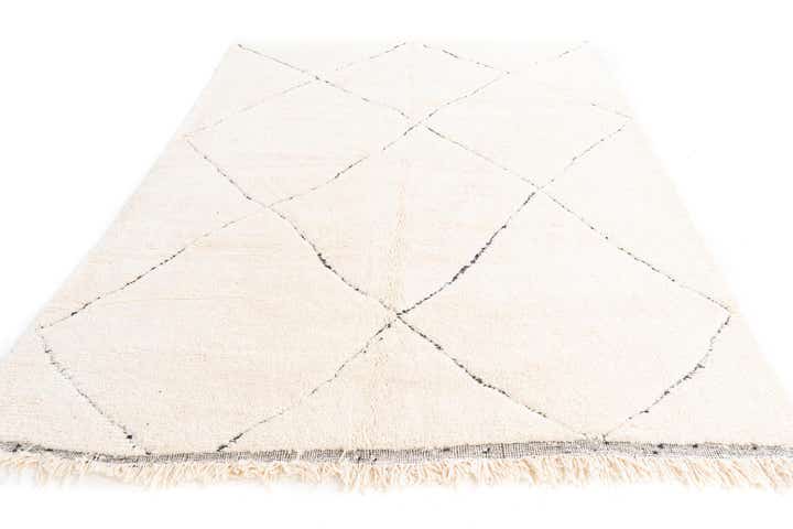 7' 1 x 9' 6 Hand Knotted Moroccan Wool Rug