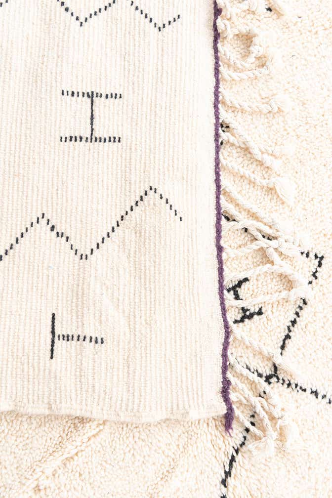 6' 9 x 9' 1 Hand Knotted Moroccan Wool Rug