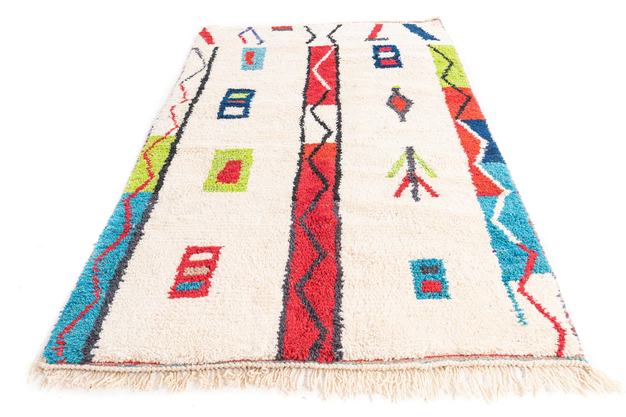 5' x 8' 2 Hand Knotted Moroccan Wool Rug