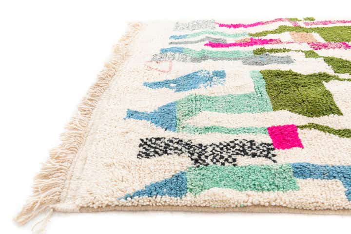 5' 3 x 8' 4 Hand Knotted Moroccan Wool Rug