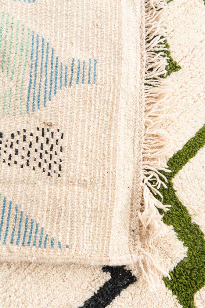 5' 3 x 8' 4 Hand Knotted Moroccan Wool Rug