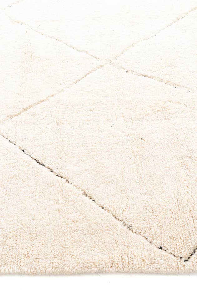 Detail image of 8' 8 x 11' Hand Knotted Moroccan Wool Rug