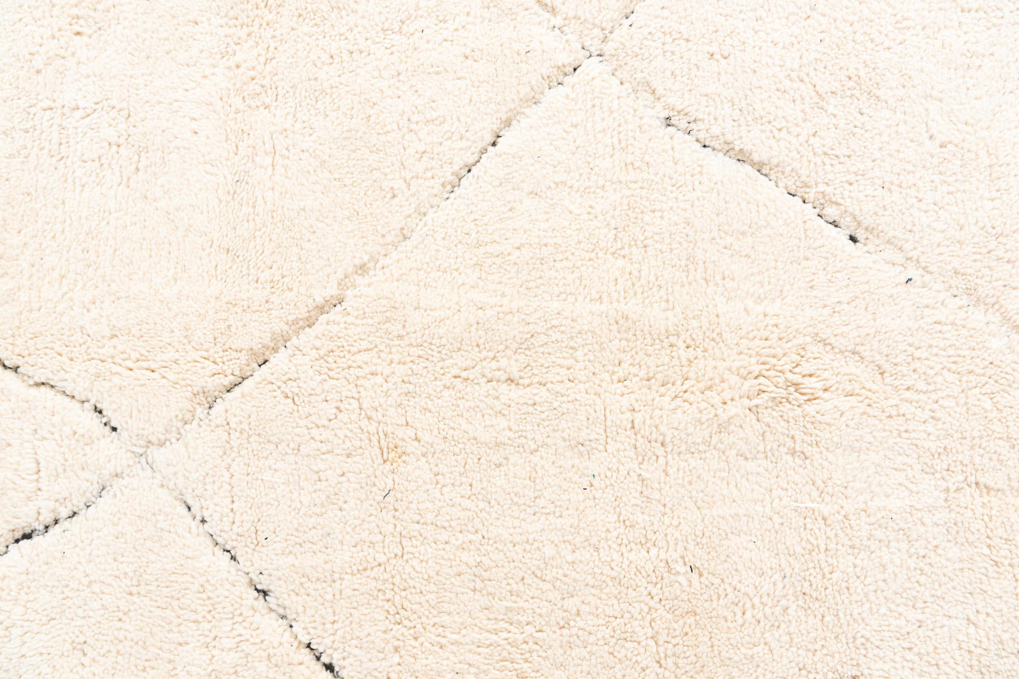 8' 8 x 11' Hand Knotted Moroccan Wool Rug