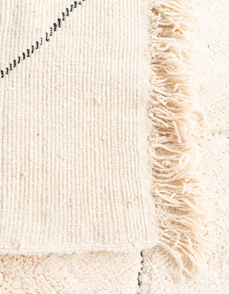 Detail image of 8' 8 x 11'  Hand Knotted Moroccan Wool Rug