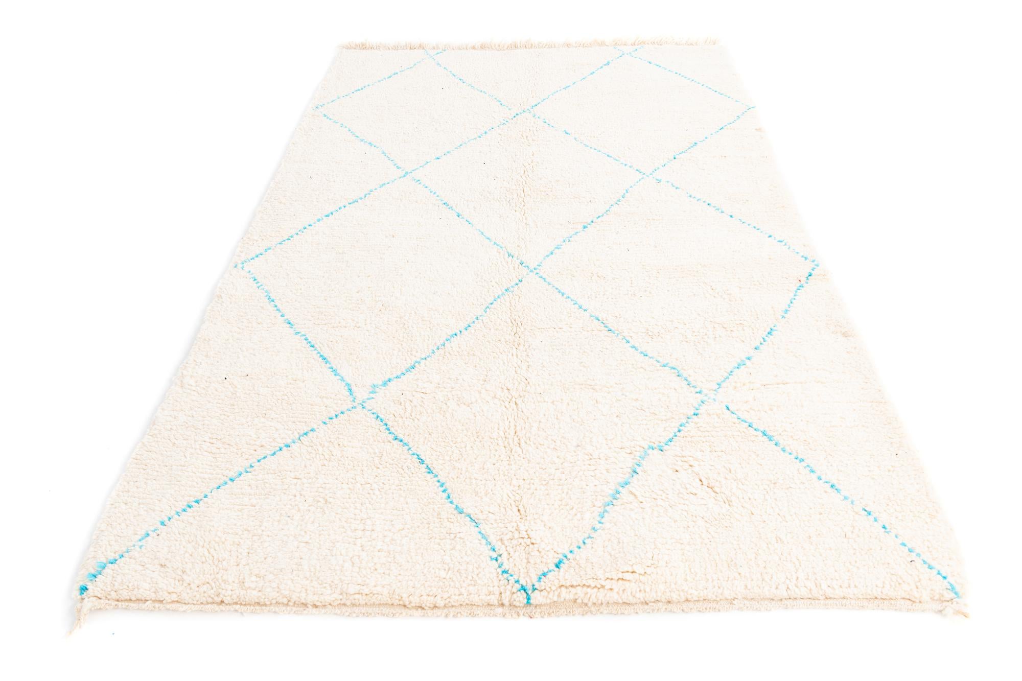 5' 2 x 8' Hand Knotted Moroccan Wool Rug