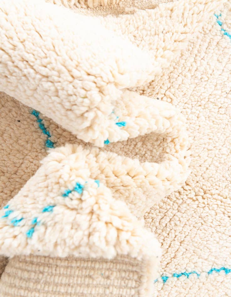 Detail image of 5' 2 x 8'  Hand Knotted Moroccan Wool Rug