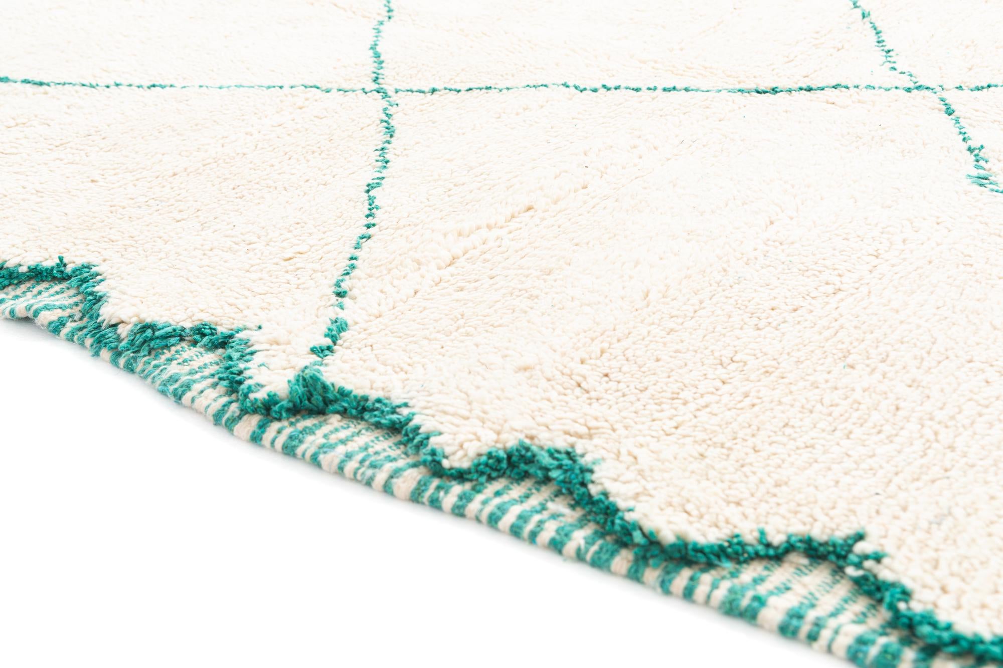 5' 3 x 8' 7 Hand Knotted Moroccan Wool Rug