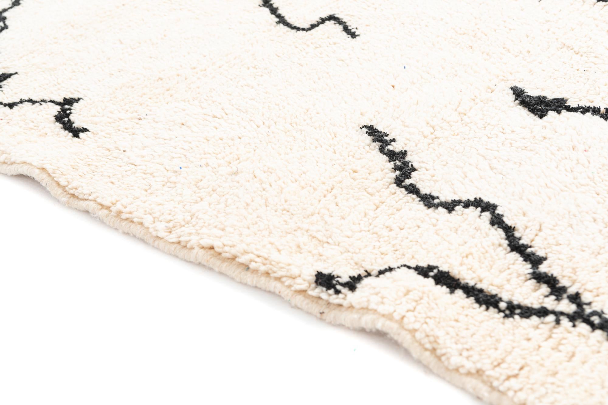 5' x 7' Hand Knotted Moroccan Wool Rug
