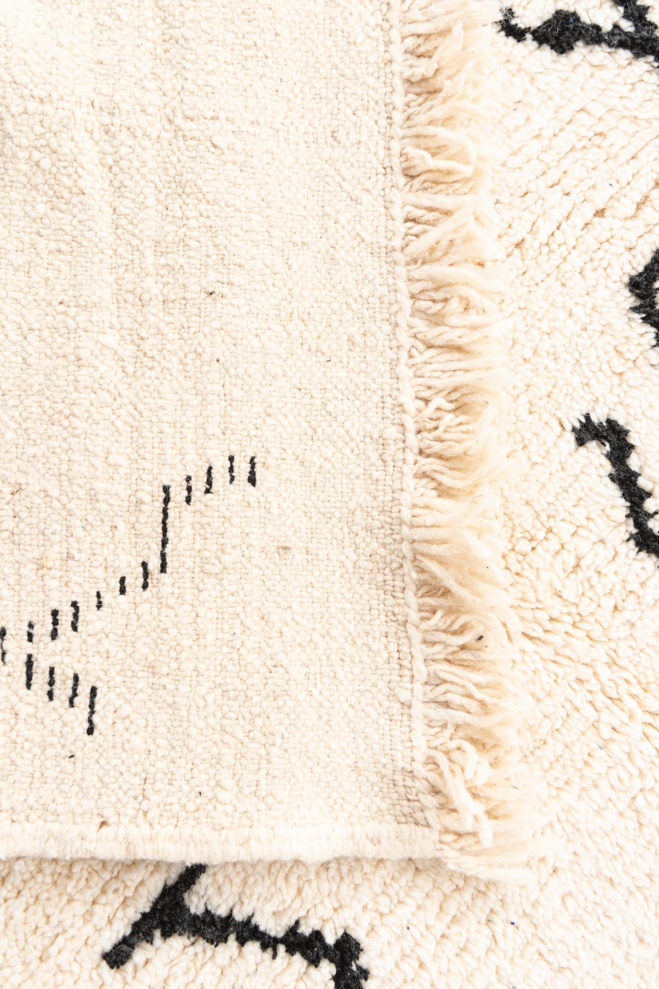 5' x 7' Hand Knotted Moroccan Wool Rug