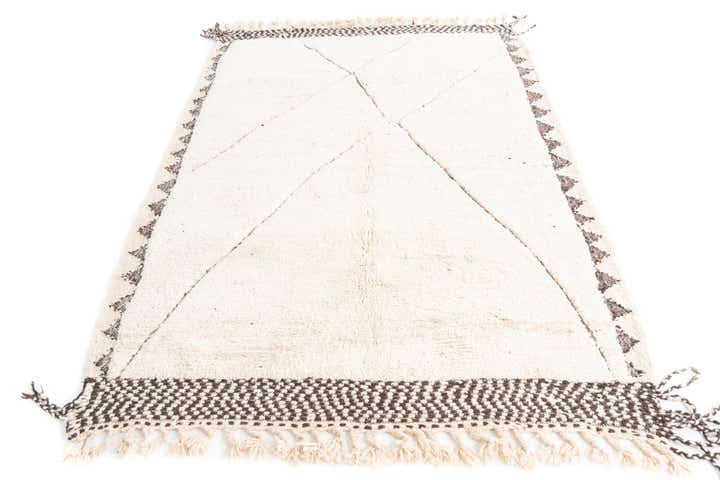 5' 7 x 8' 4 Hand Knotted Moroccan Wool Rug