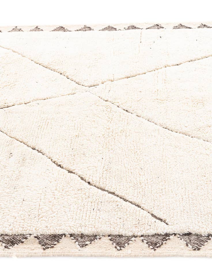 Detail image of 5' 7 x 8' 4 Hand Knotted Moroccan Wool Rug