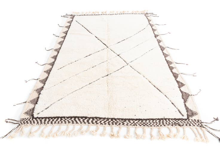 Detail image of 5' 5 x 8' 7 Hand Knotted Moroccan Wool Rug