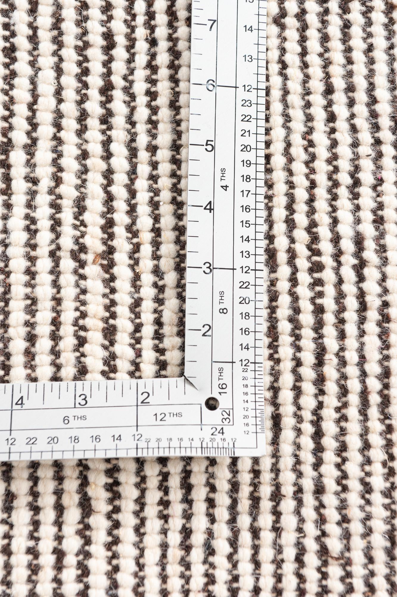 5' 5 x 8' 7 Hand Knotted Moroccan Wool Rug