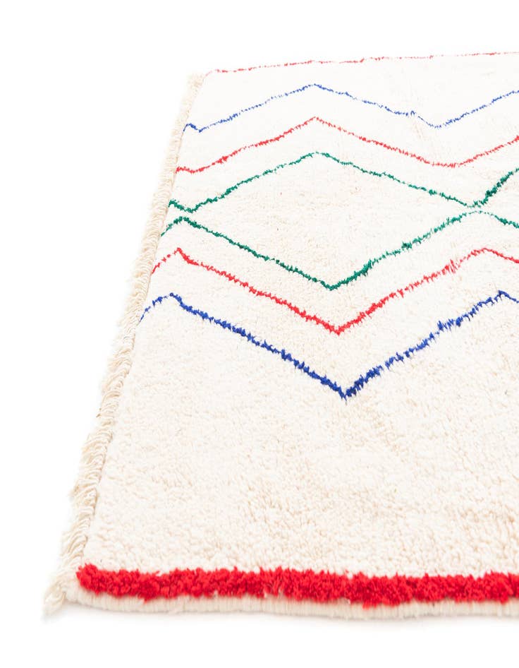 Detail image of 5' 5 x 8'  Hand Knotted Moroccan Wool Rug