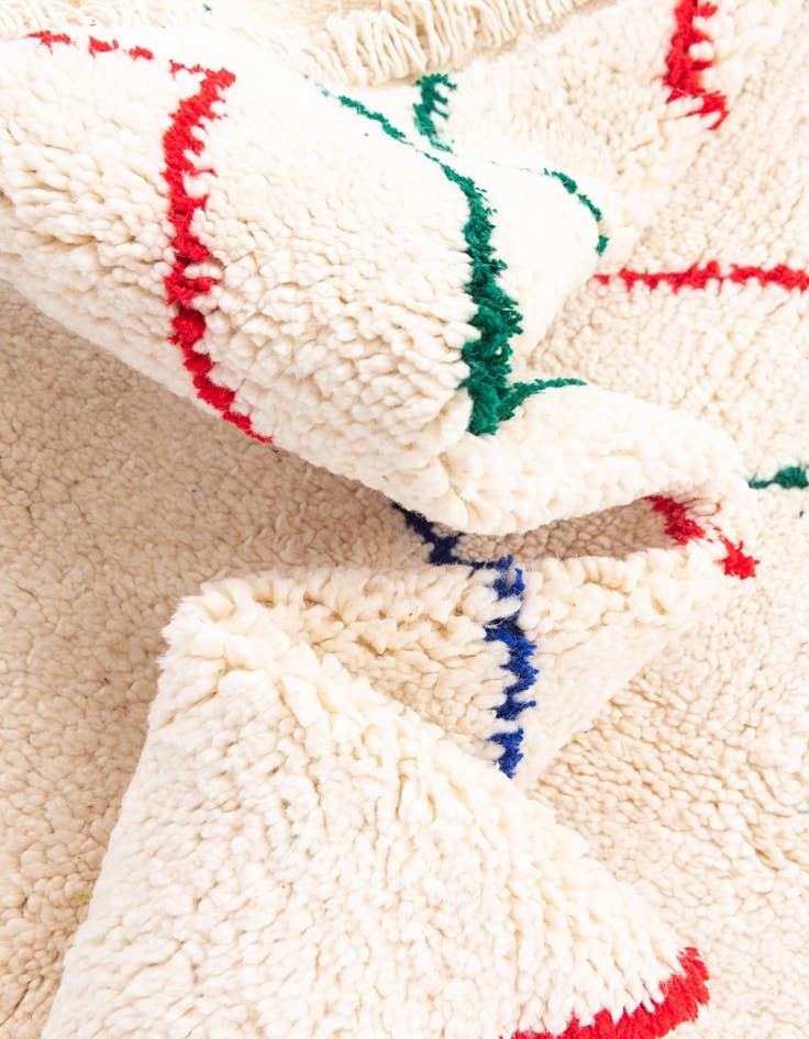 Detail image of 5' 5 x 8'  Hand Knotted Moroccan Wool Rug