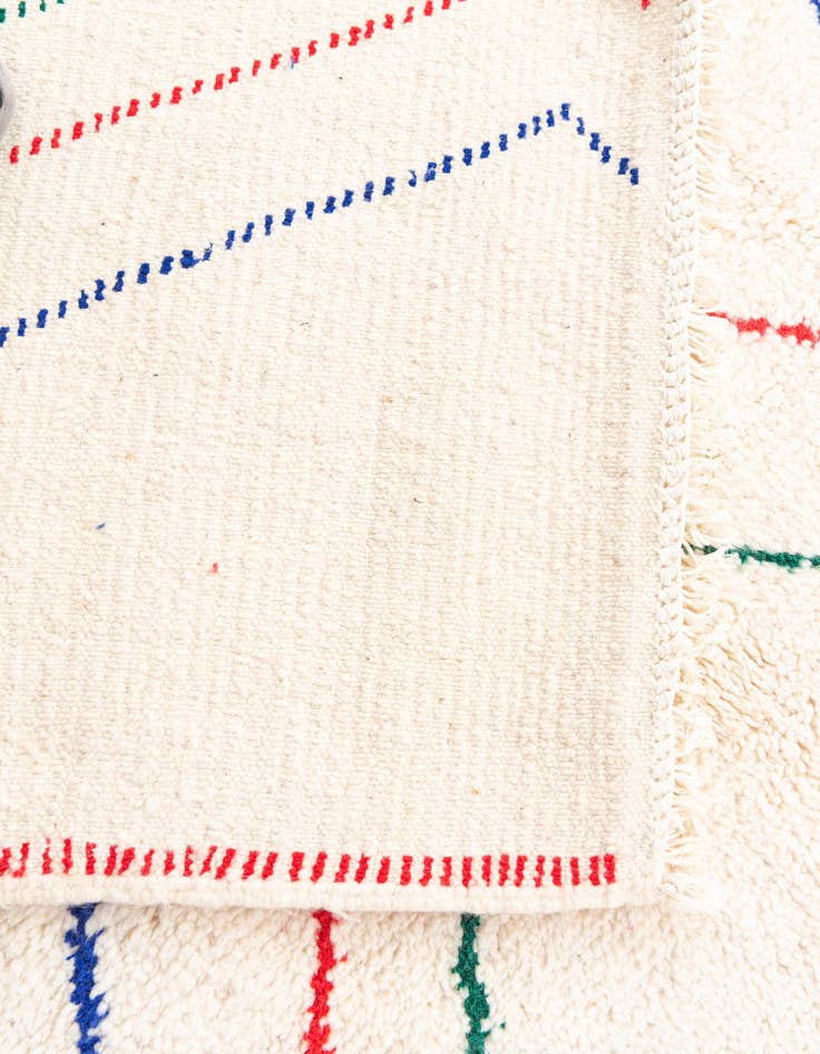 Detail image of 5' 5 x 8'  Hand Knotted Moroccan Wool Rug