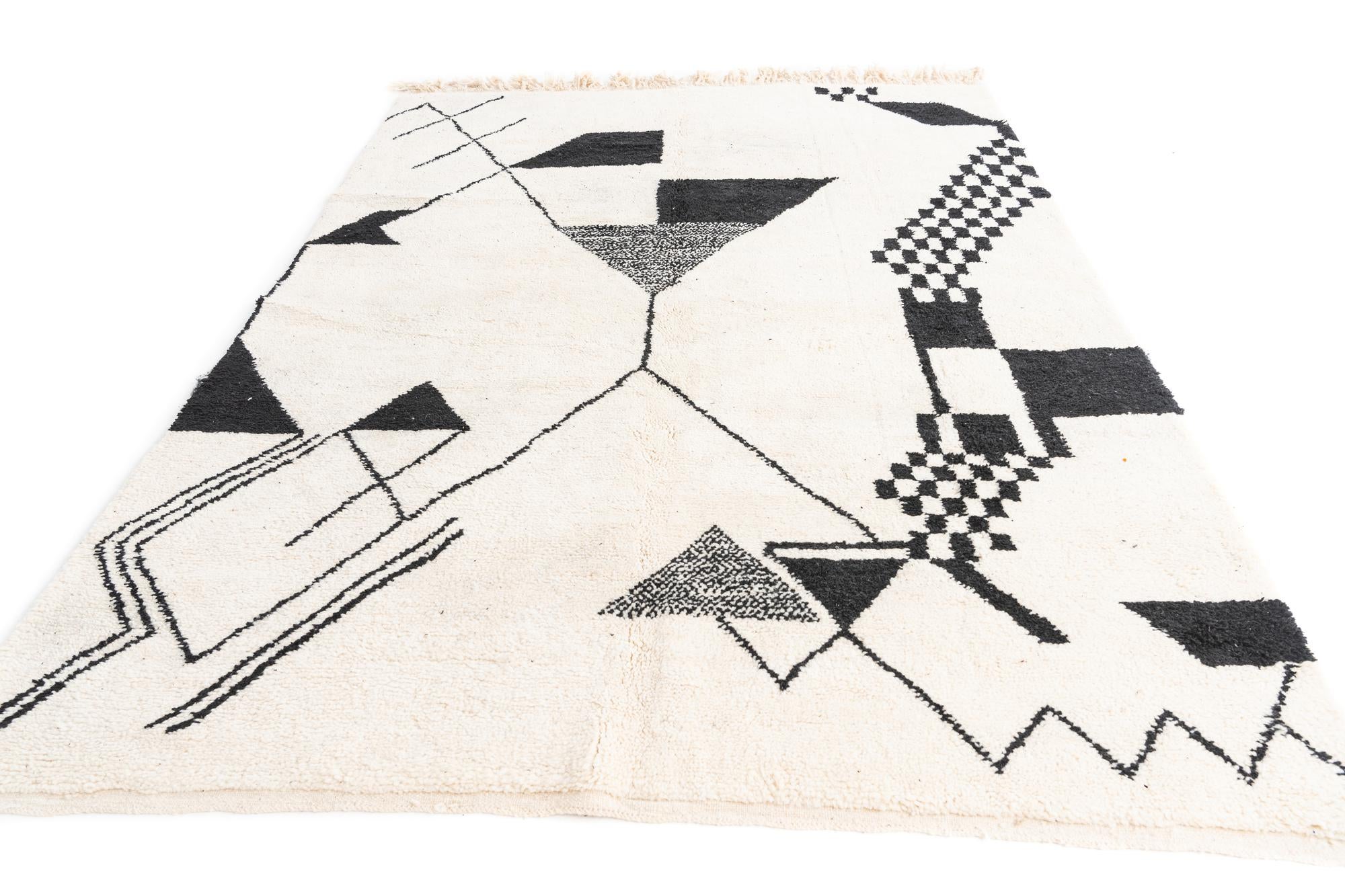 6' 10 x 9' 7 Hand Knotted Moroccan Wool Rug