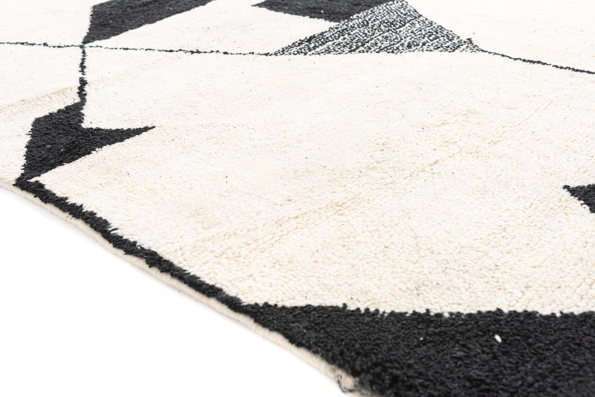 6' 10 x 9' 7 Hand Knotted Moroccan Wool Rug