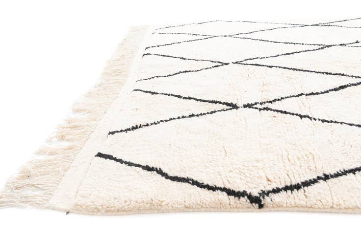 Detail image of 6' 7 x 9' 2 Hand Knotted Moroccan Wool Rug