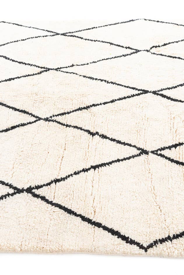 Detail image of 6' 7 x 9' 2 Hand Knotted Moroccan Wool Rug