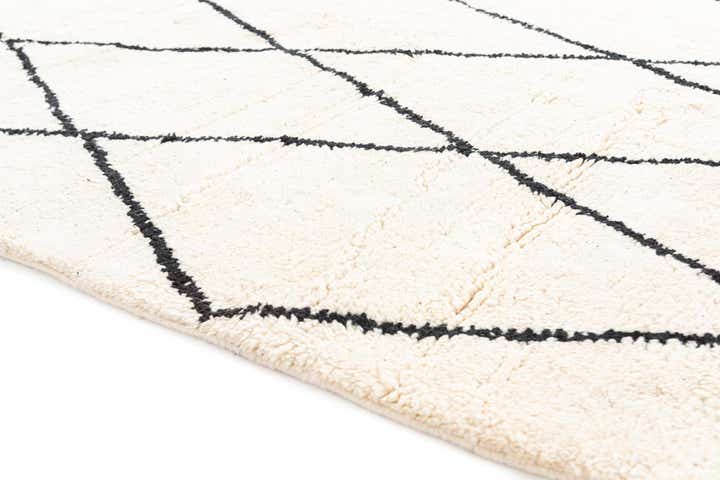6' 7 x 9' 2 Hand Knotted Moroccan Wool Rug