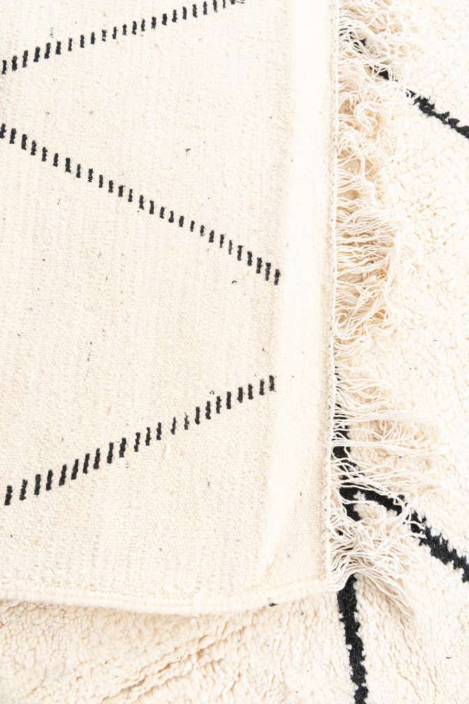 6' 7 x 9' 2 Hand Knotted Moroccan Wool Rug