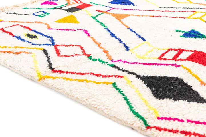 5' x 8' 3 Hand Knotted Moroccan Wool Rug