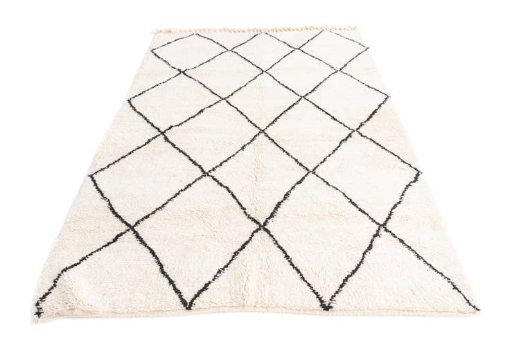 Detail image of 155cm x 245cm Hand Knotted Moroccan Wool Rug