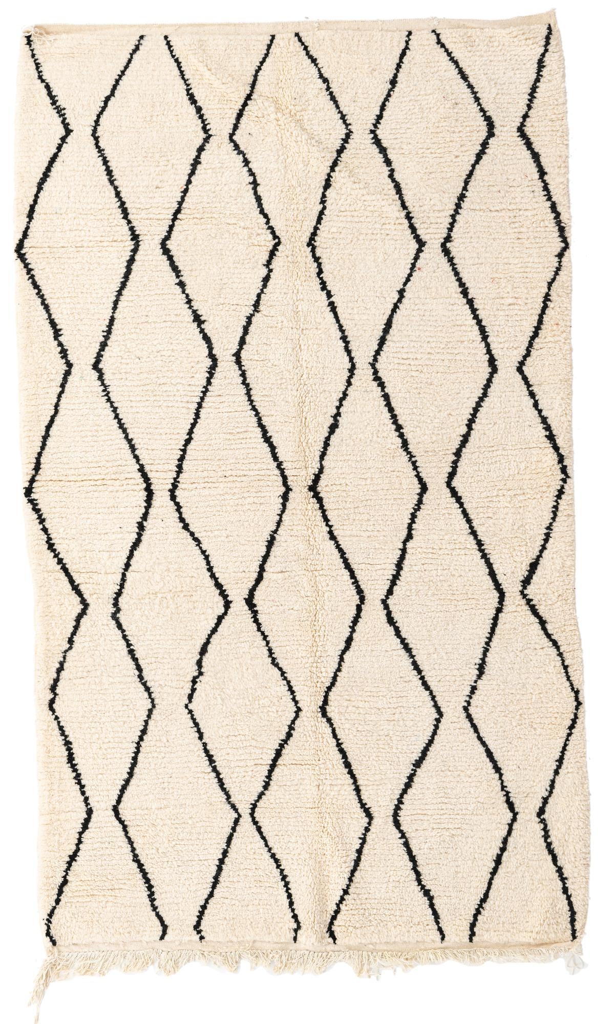 4' 9 x 8' Hand Knotted Moroccan Wool Rug
