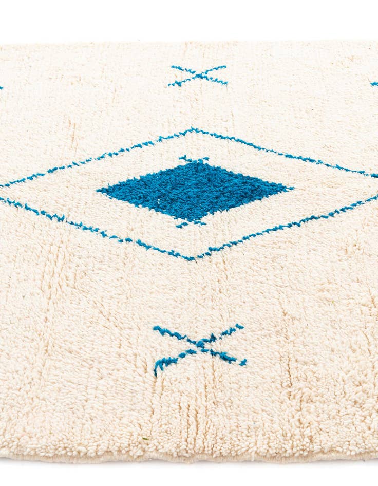 Detail image of 5' 4 x 7' 7  Hand Knotted Moroccan Wool Rug