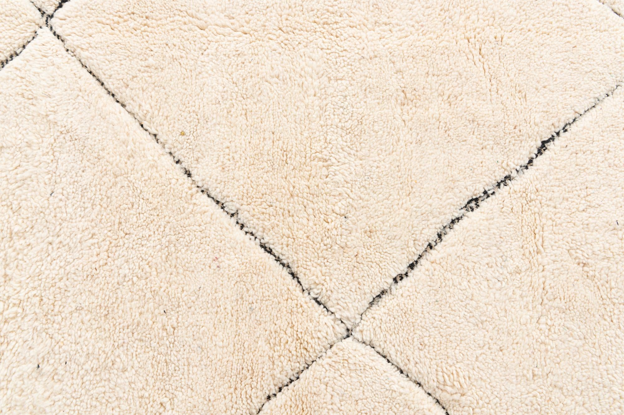 7' 2 x 10' Hand Knotted Moroccan Wool Rug