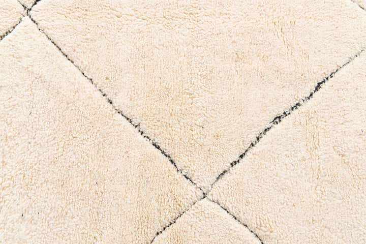7' 2 x 10' Hand Knotted Moroccan Wool Rug