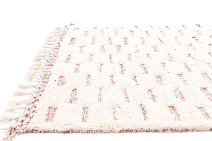 5' x 8' 2 Hand Knotted Moroccan Wool Rug