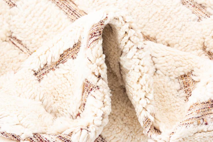 Detail image of 5' x 8' 2 Hand Knotted Moroccan Wool Rug