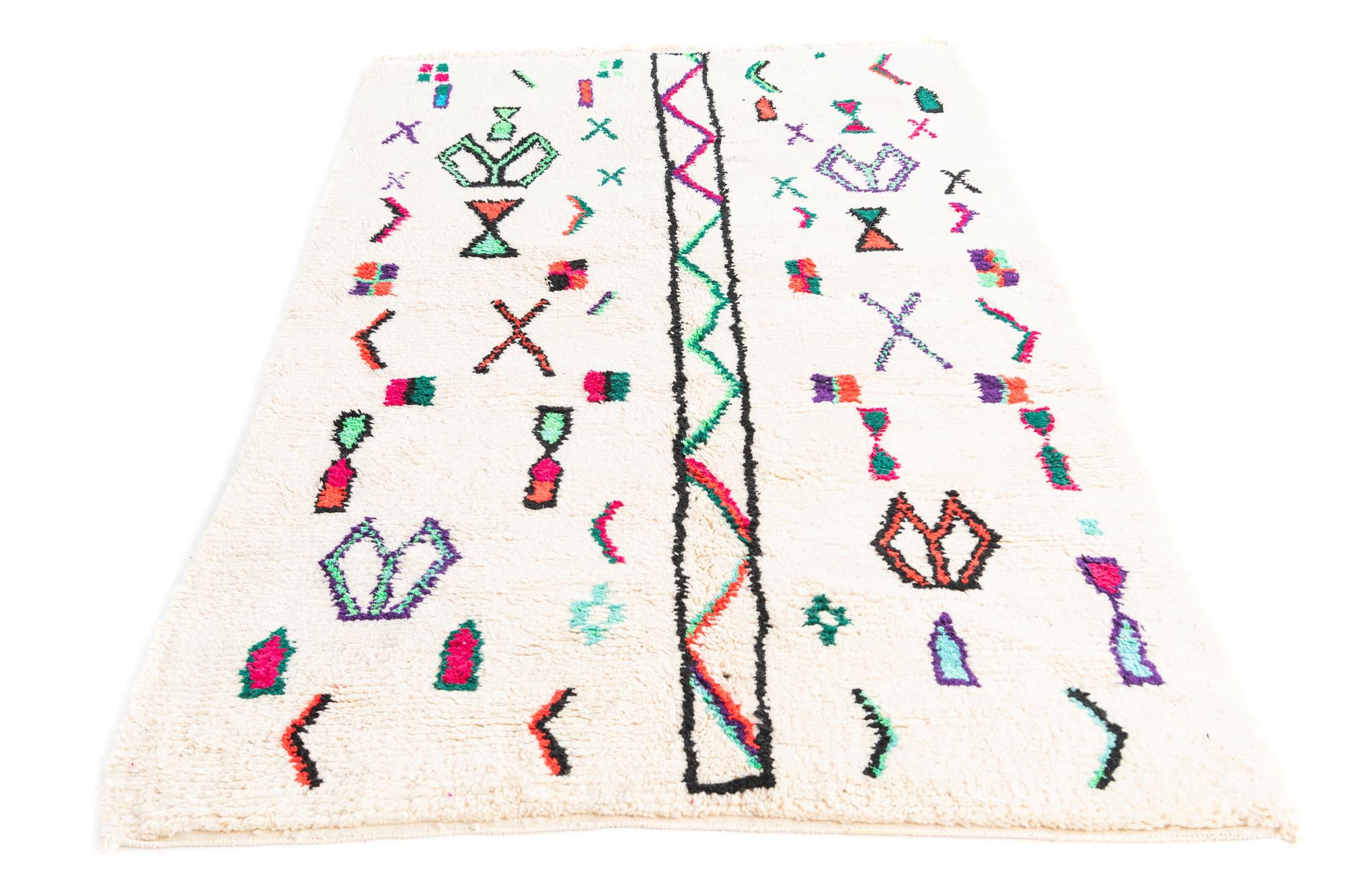 4' 8 x 8' Hand Knotted Moroccan Wool Rug