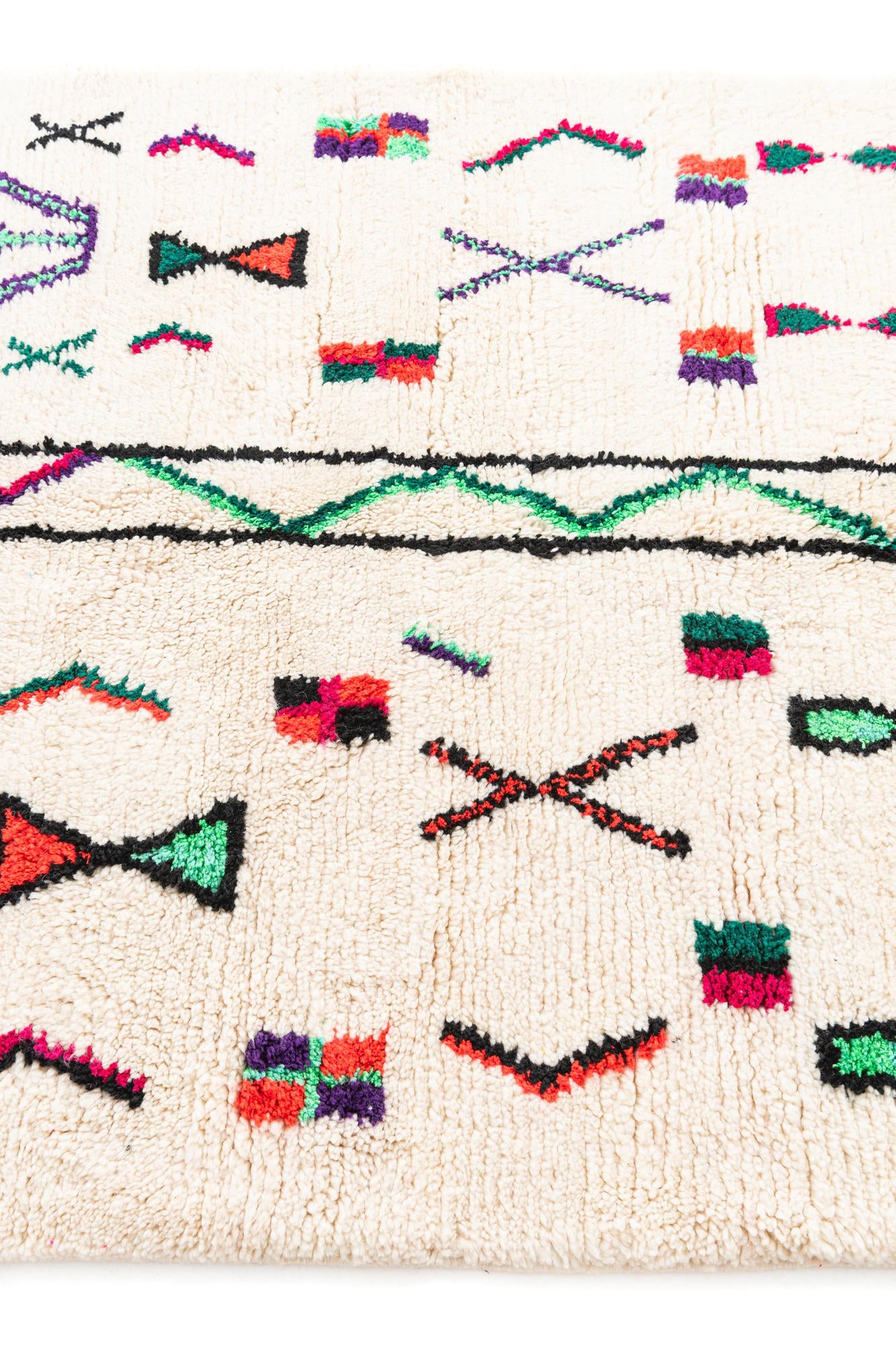 4' 8 x 8' Hand Knotted Moroccan Wool Rug
