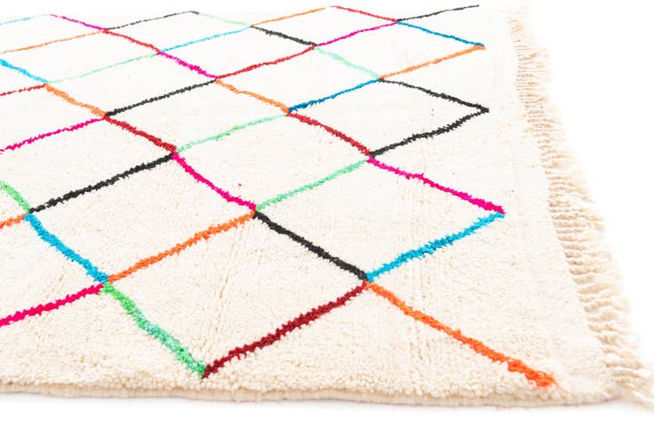 Detail image of 4' 10 x 6' 8 Hand Knotted Moroccan Wool Rug