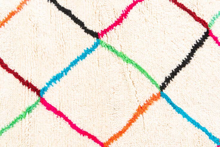 Detail image of 4' 10 x 6' 8 Hand Knotted Moroccan Wool Rug