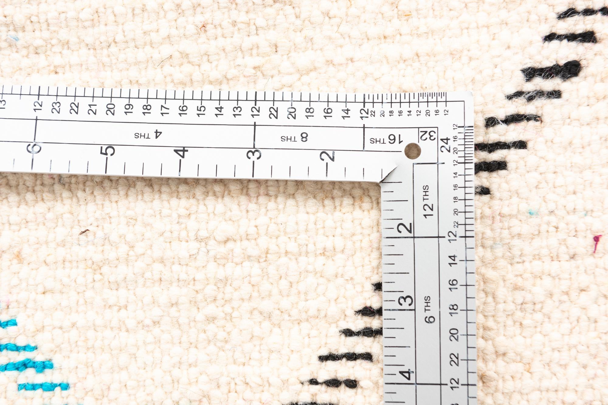 4' 10 x 6' 8 Hand Knotted Moroccan Wool Rug