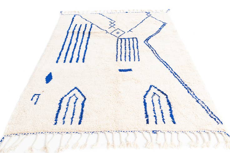 Detail image of 5' 5 x 7' 10 Hand Knotted Moroccan Wool Rug