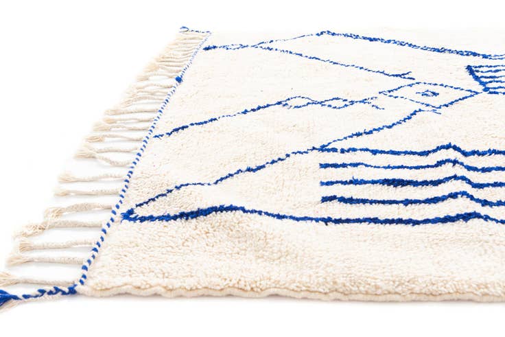 Detail image of 5' 5 x 7' 10 Hand Knotted Moroccan Wool Rug